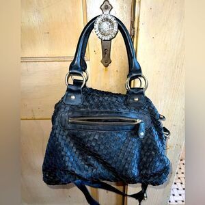 STEVE Madden shoulder bag, roomy, pockets, good condition!
